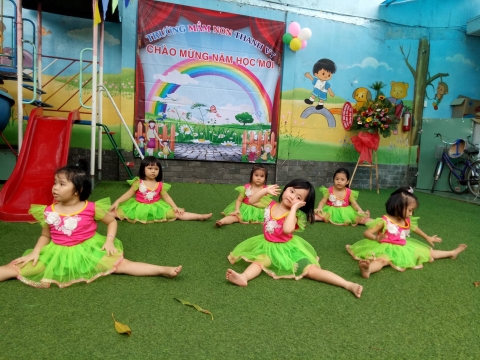 KHAI GIANG NĂM HỌC MỚI 2018 - 2019