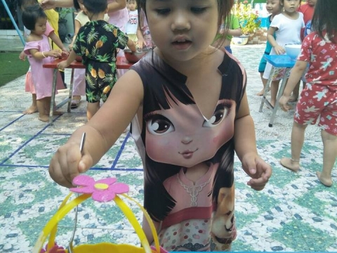 HOẠT ĐỘNG VUI CHƠI NGOÀI TRỜI CỦA BÉ