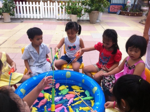 HỘI THI CẮM HOA MỪNG 8/3/2019
