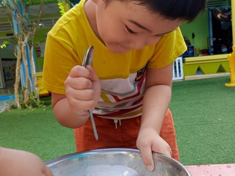 VUI CHƠI NGOÀI TRỜI