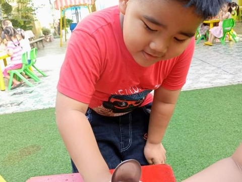 VUI CHƠI NGOÀI TRỜI