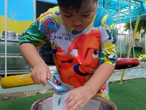 VUI CHƠI NGOÀI TRỜI