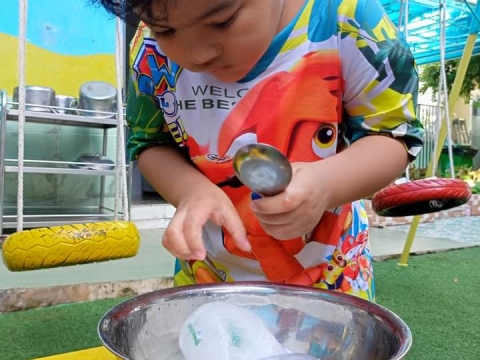 VUI CHƠI NGOÀI TRỜI