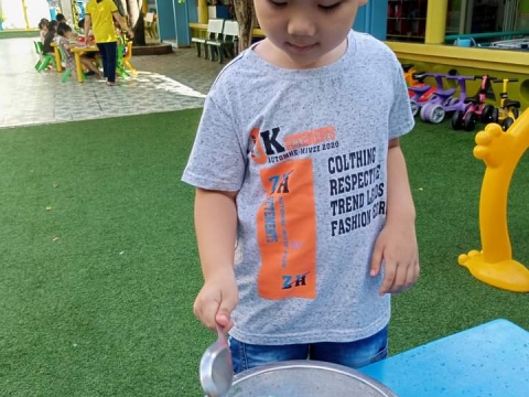 VUI CHƠI NGOÀI TRỜI