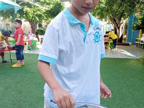 VUI CHƠI NGOÀI TRỜI