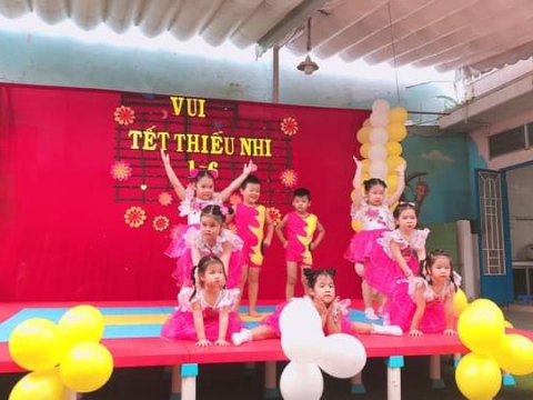 VĂN NGHỆ MỪNG NGÀY QUỐC TẾ THIẾU NHI