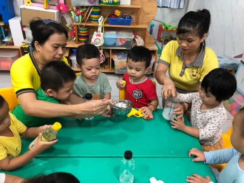 Tiết Học lớp mầm 2: hạt gạo nhảy múa