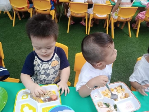 Tiệc Buffet của lớp Nhà trẻ và Mầm