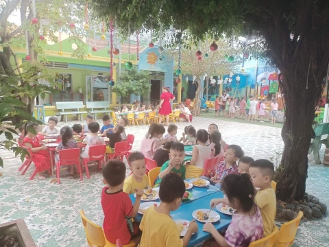 Tiệc Liên Hoan mừng giáng sinh