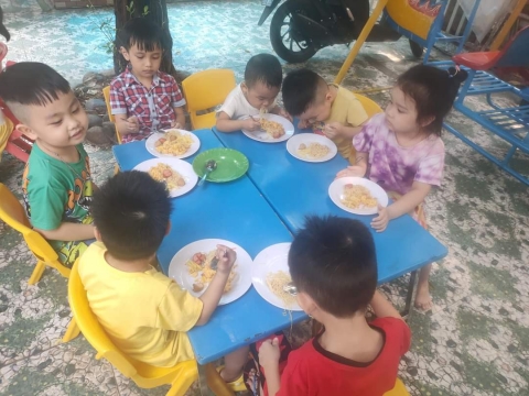 Tiệc Liên Hoan mừng giáng sinh