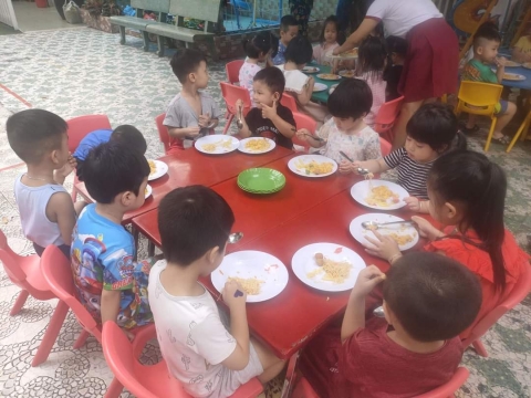 Tiệc Liên Hoan mừng giáng sinh